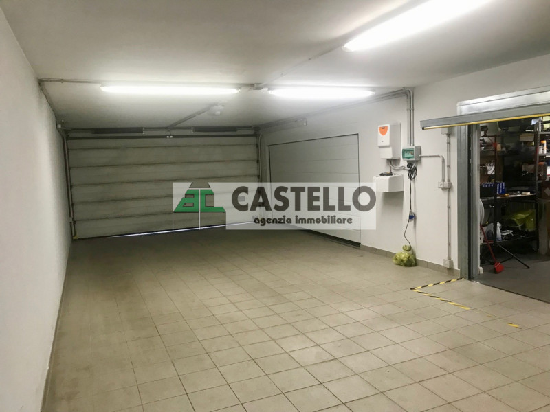 Noventa Padovana proponiamo in esclusiva interessante porzione di bifamiliare con finiture di pre...