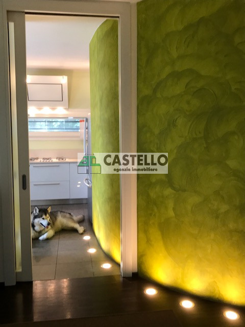 Noventa Padovana proponiamo in esclusiva interessante porzione di bifamiliare con finiture di pre...