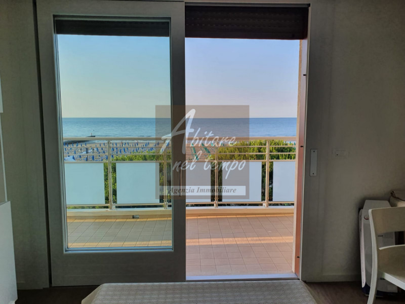 JESOLO (VE) - PIAZZA TORINO

In nostra esclusiva proponiamo in vendita un bellissimo e luminoso a...