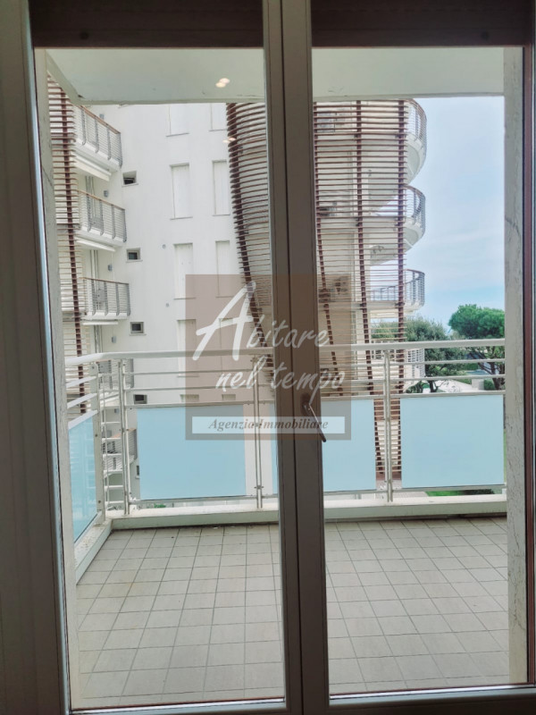 JESOLO (VE) - PIAZZA TORINO

In nostra esclusiva proponiamo in vendita un bellissimo e luminoso a...