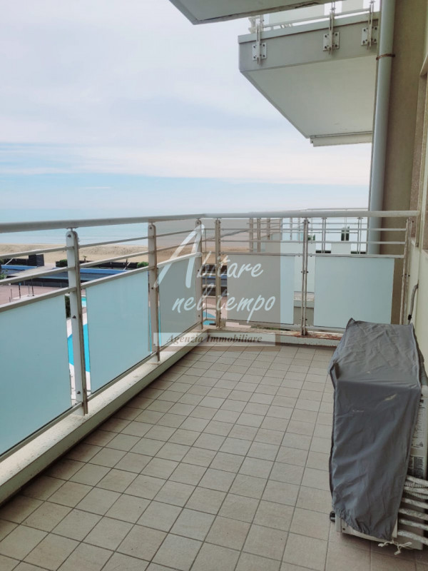 JESOLO (VE) - PIAZZA TORINO

In nostra esclusiva proponiamo in vendita un bellissimo e luminoso a...