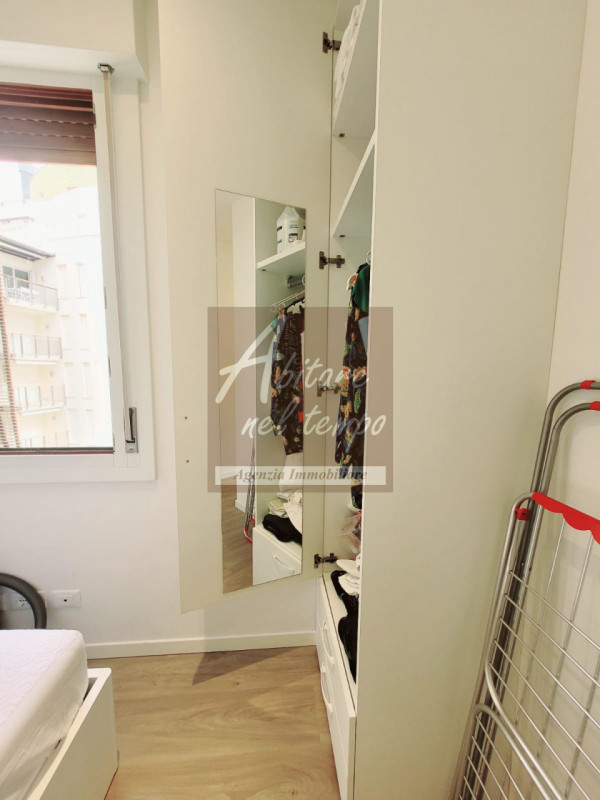 JESOLO (VE) - PIAZZA TORINO

In nostra esclusiva proponiamo in vendita un bellissimo e luminoso a...