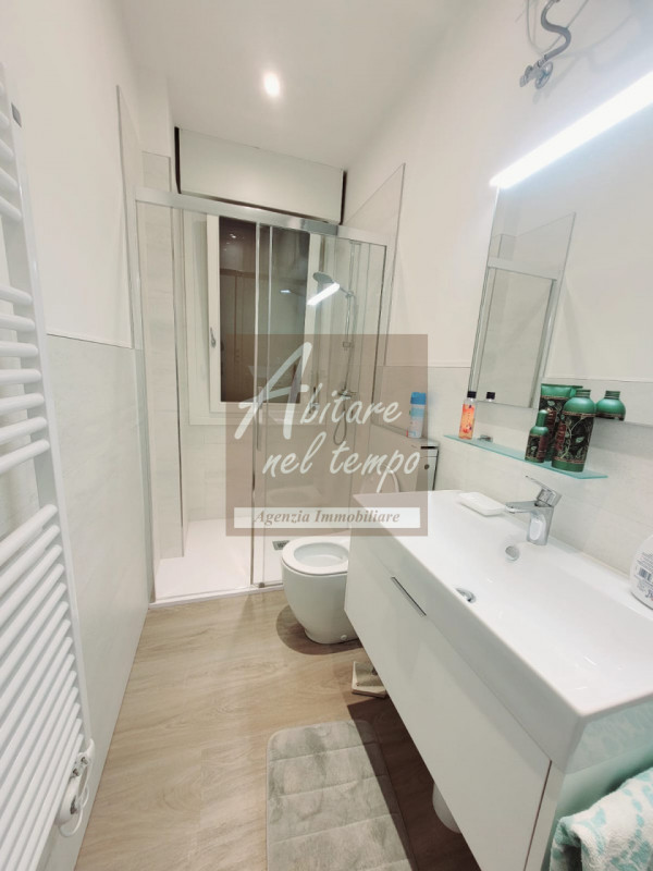 JESOLO (VE) - PIAZZA TORINO

In nostra esclusiva proponiamo in vendita un bellissimo e luminoso a...