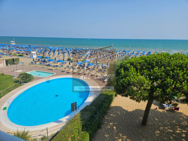 JESOLO (VE) - PIAZZA TORINO

In nostra esclusiva proponiamo in vendita un bellissimo e luminoso a...