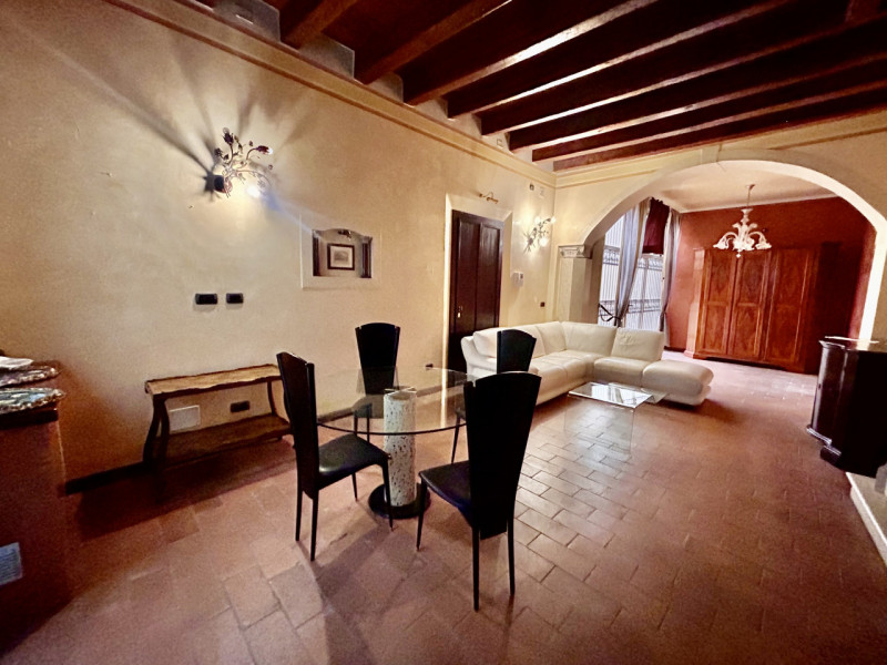 Padova centro storico vicinanze Santo , Nicoletta Dardilli di AD Casadova propone in vendita stor...