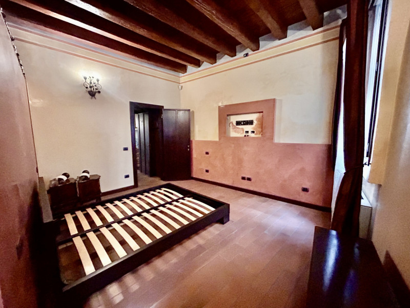 Padova centro storico vicinanze Santo , Nicoletta Dardilli di AD Casadova propone in vendita stor...