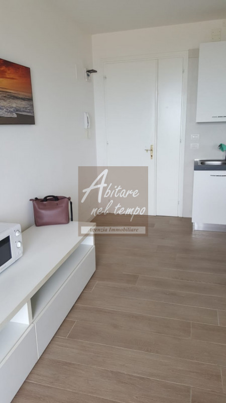 JESOLO (VE) - PIAZZA MILANO

In nostra esclusiva proponiamo in vendita un meraviglioso appartamen...