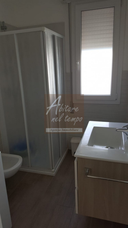 JESOLO (VE) - PIAZZA MILANO

In nostra esclusiva proponiamo in vendita un meraviglioso appartamen...