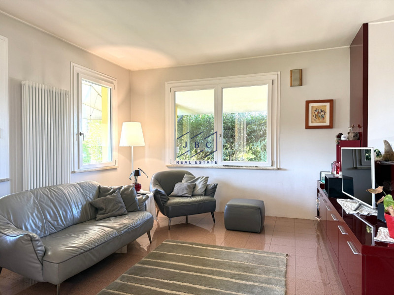 Chiarano - (Treviso)
Proponiamo in vendita a pochi minuti dal centro di Cessalto e di Chiarano, u...