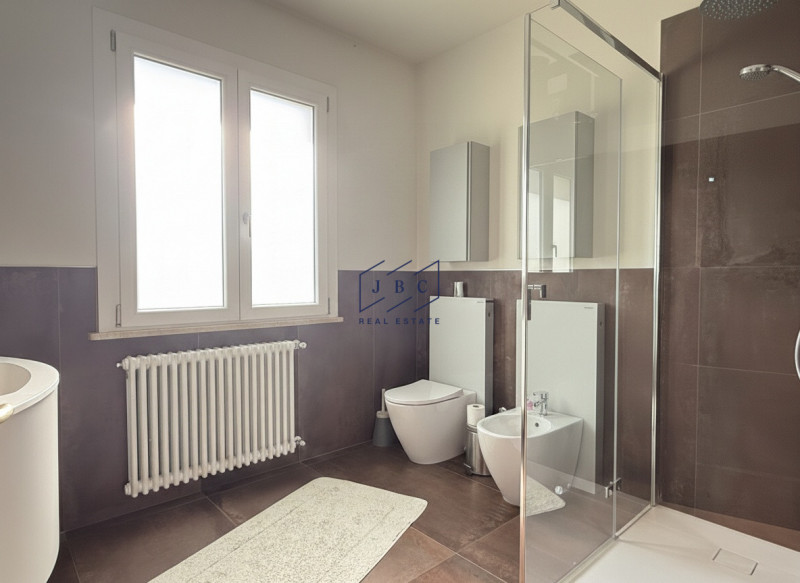 Chiarano - (Treviso)
Proponiamo in vendita a pochi minuti dal centro di Cessalto e di Chiarano, u...