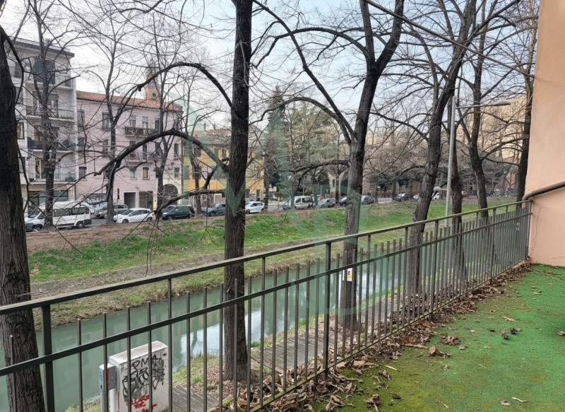 PADOVA – Centro Storico: Immobiliare MB propone in esclusiva intera palazzina edificata nei primi...