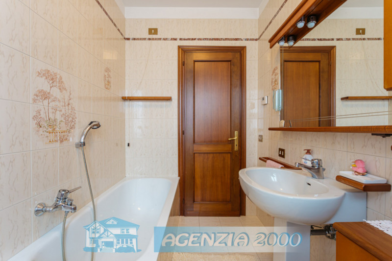 E' A CONSELVE LA TUA CASA!!! BELLISSIMA PORZIONE DI BIFAMILIARE IN ZONA TRANQUILLA DI QUARTIERE.....