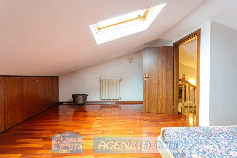 E' A CONSELVE LA TUA CASA!!! BELLISSIMA PORZIONE DI BIFAMILIARE IN ZONA TRANQUILLA DI QUARTIERE.....