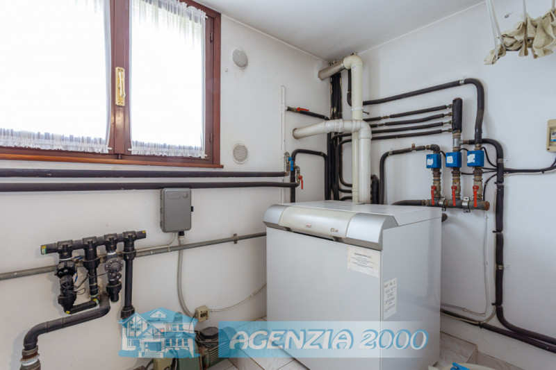 E' A CONSELVE LA TUA CASA!!! BELLISSIMA PORZIONE DI BIFAMILIARE IN ZONA TRANQUILLA DI QUARTIERE.....