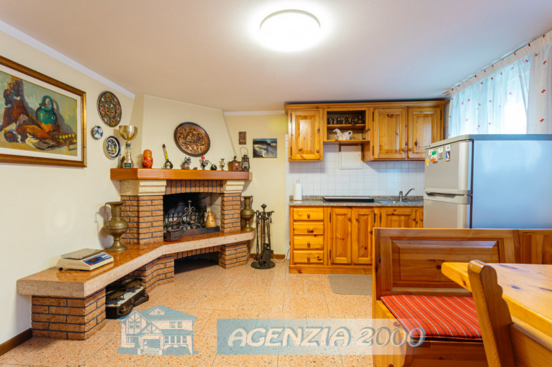 E' A CONSELVE LA TUA CASA!!! BELLISSIMA PORZIONE DI BIFAMILIARE IN ZONA TRANQUILLA DI QUARTIERE.....