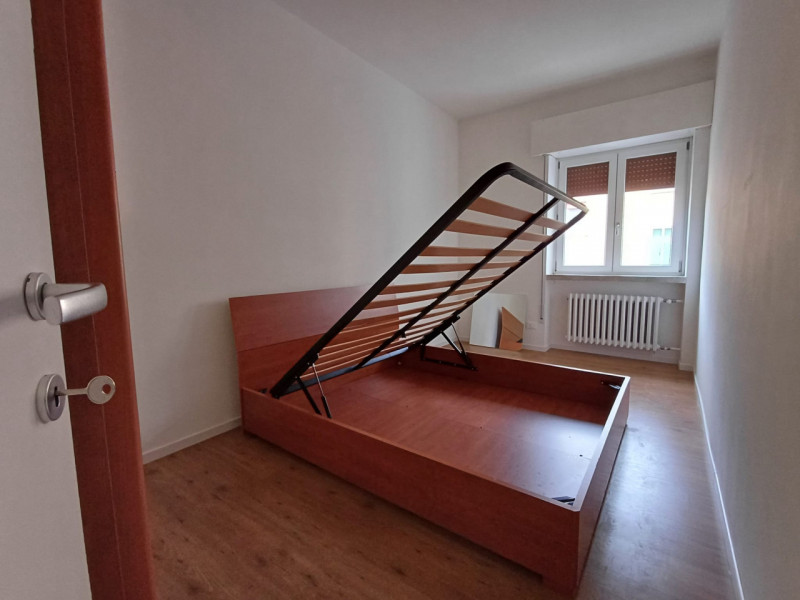 Per info, MANDARE UNA MAIL a " annagrandiagenzievicenza@gmail.com " con una breve presentazione d...