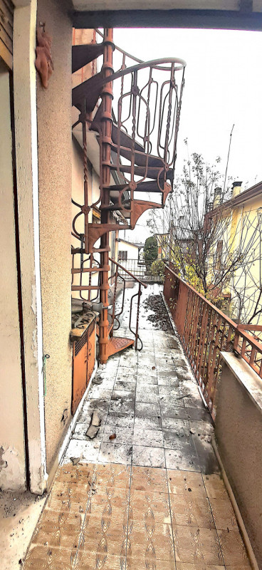 MONTA' S.IGNAZIO  Appartamento in bifamiliare in orizzontale, posto al piano 1° ed ultimo con ing...