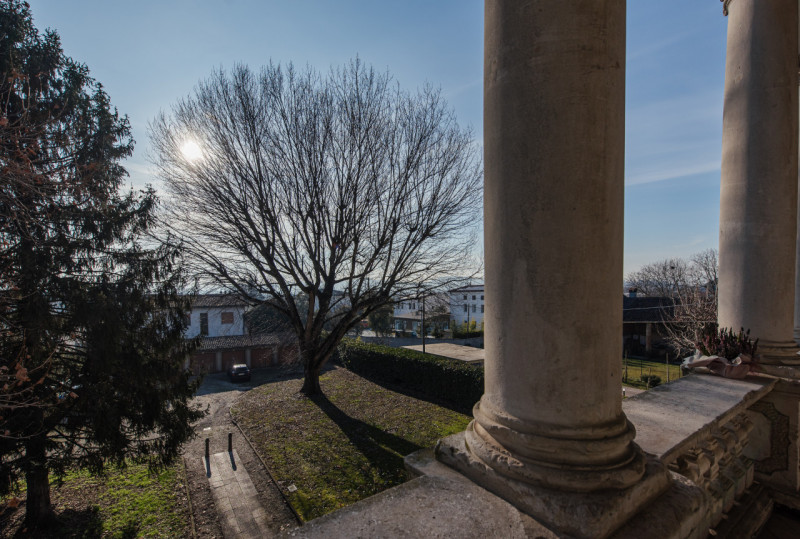 UBICAZIONE E CONTESTO

Nel cuore del contesto storico di Casale, a breve distanza dal centro di V...