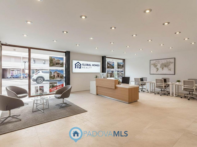 NEGOZIO COMMERCIALE ZONA VOLTABAROZZO (PD)

Immobile in esclusiva al Gruppo Padova MLS

Negozio d...