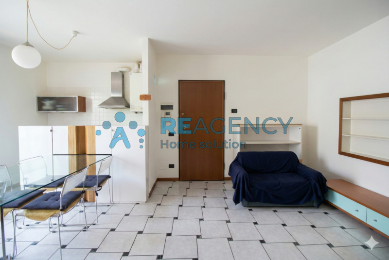 Schio

Stai cercando un mini appartamento adatto ad investimento?

Prezzo € 85.000

CHIAMACI ORA ...