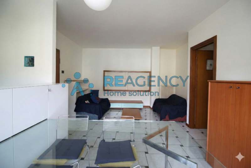 Schio

Stai cercando un mini appartamento adatto ad investimento?

Prezzo € 85.000

CHIAMACI ORA ...