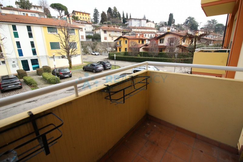 Schio

Stai cercando un mini appartamento adatto ad investimento?

Prezzo € 85.000

CHIAMACI ORA ...