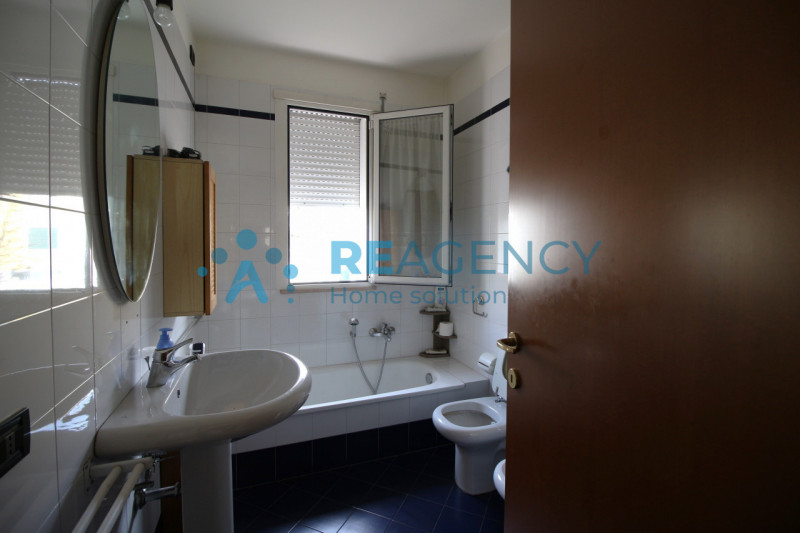 Schio

Stai cercando un mini appartamento adatto ad investimento?

Prezzo € 85.000

CHIAMACI ORA ...