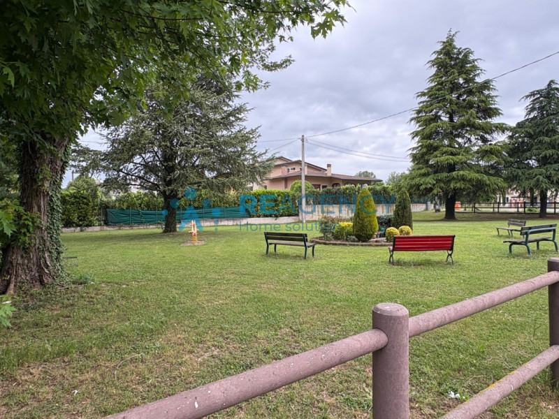 QUINTO VICENTINO - VILLAGGIO MONTEGRAPPA

Stai cercando un'ampia casa indipendente, ben tenuta e ...