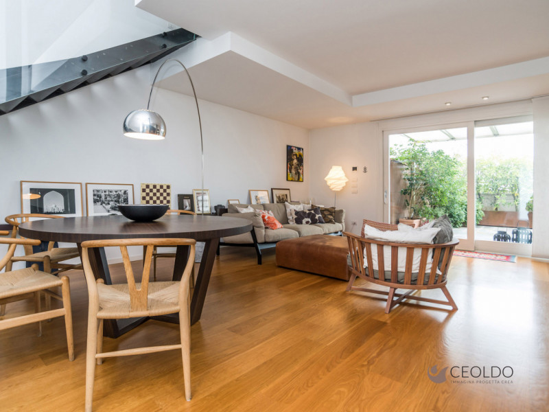 SANTA MARIA DI SALA: località Caselle di Santa Maria di Sala ATTICO DI DESIGN LUMINOSO, COMPLETAM...