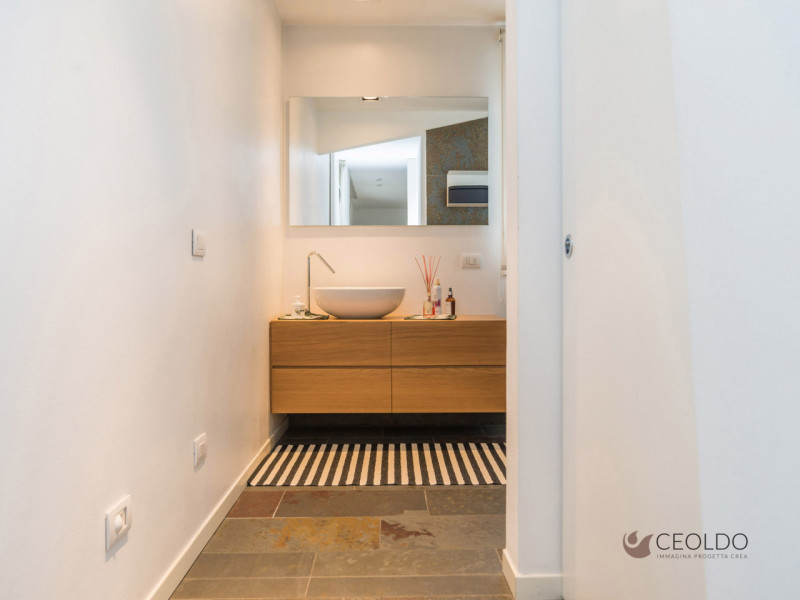 SANTA MARIA DI SALA: località Caselle di Santa Maria di Sala ATTICO DI DESIGN LUMINOSO, COMPLETAM...