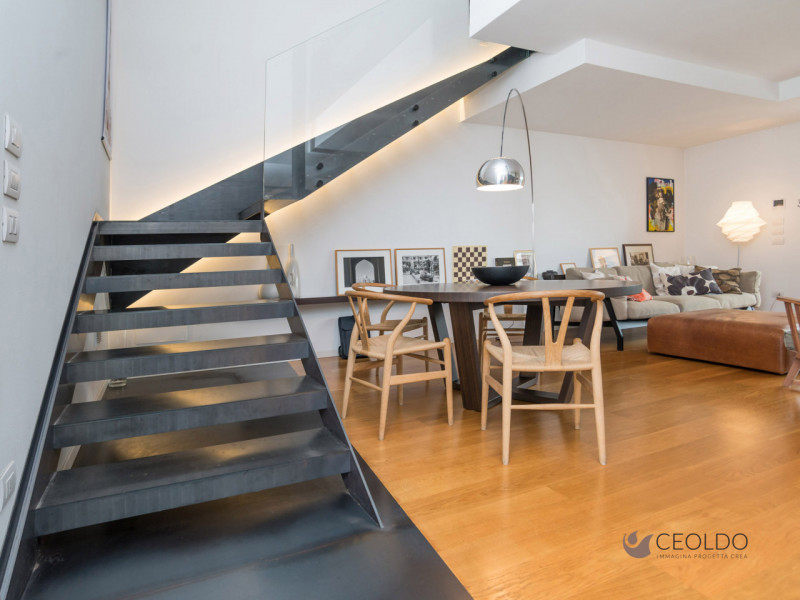 SANTA MARIA DI SALA: località Caselle di Santa Maria di Sala ATTICO DI DESIGN LUMINOSO, COMPLETAM...