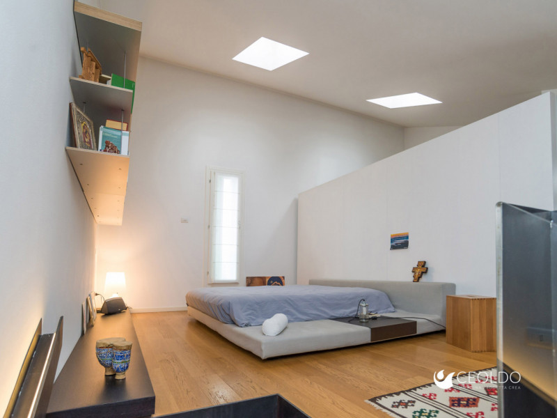 SANTA MARIA DI SALA: località Caselle di Santa Maria di Sala ATTICO DI DESIGN LUMINOSO, COMPLETAM...