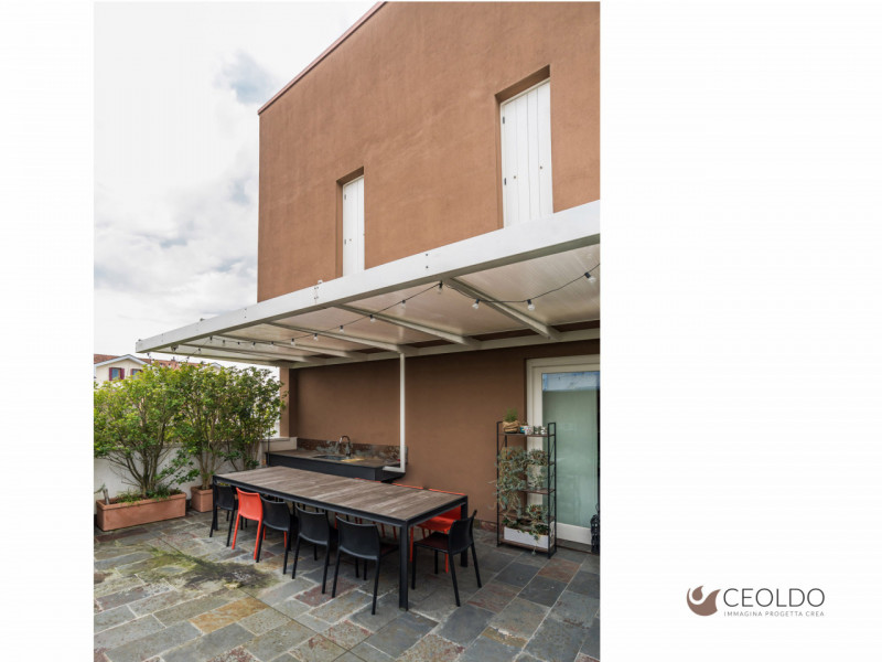 SANTA MARIA DI SALA: località Caselle di Santa Maria di Sala ATTICO DI DESIGN LUMINOSO, COMPLETAM...