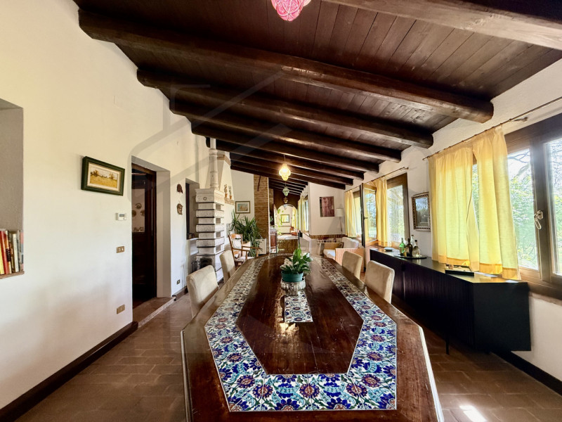 PADOVA - Scoprite questa magnifica villa veneta situata nel cuore della tranquilla zona di Salbor...