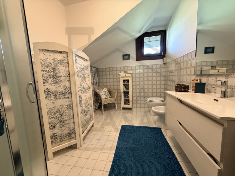 PADOVA - Scoprite questa magnifica villa veneta situata nel cuore della tranquilla zona di Salbor...