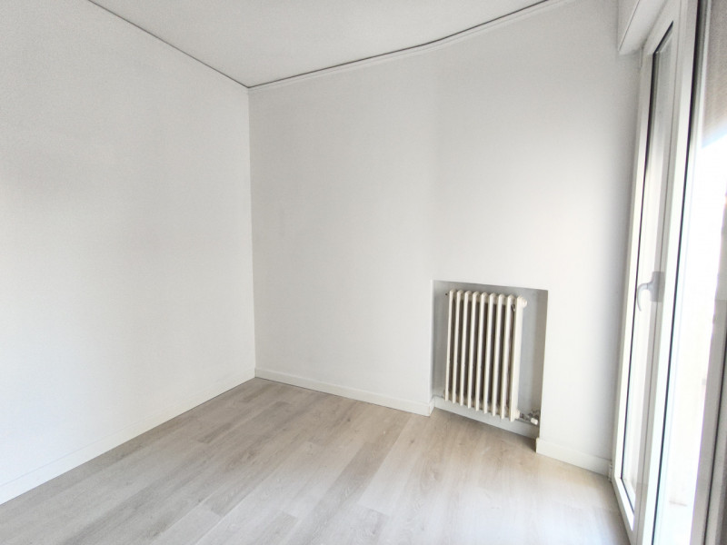 Proponiamo in affitto appartamento di circa 100 mq situato nel cuore di Montegrotto Terme, in pos...