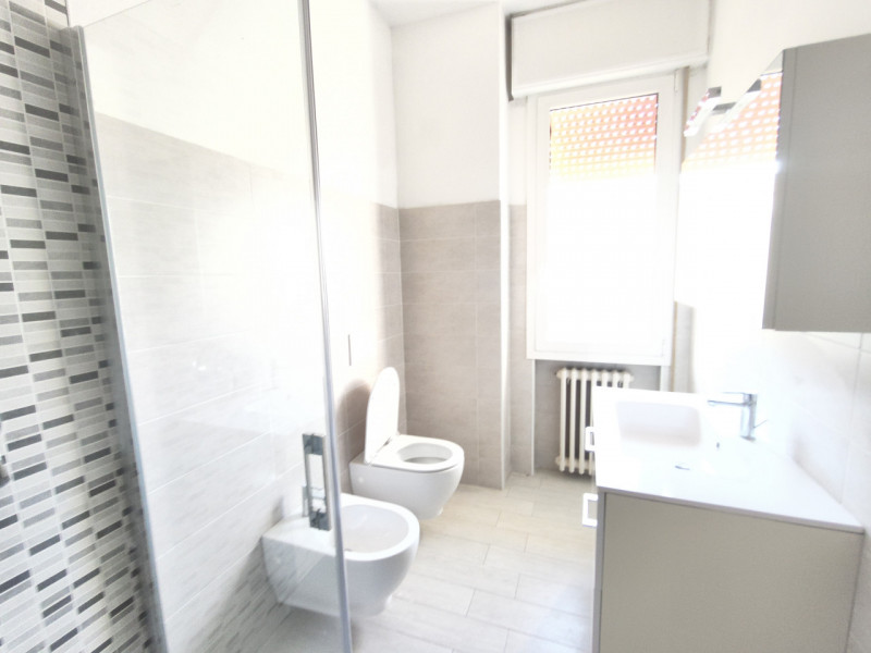 Proponiamo in affitto appartamento di circa 100 mq situato nel cuore di Montegrotto Terme, in pos...