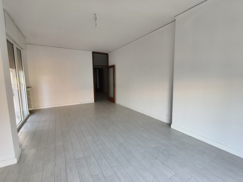 Proponiamo in affitto appartamento di circa 100 mq situato nel cuore di Montegrotto Terme, in pos...