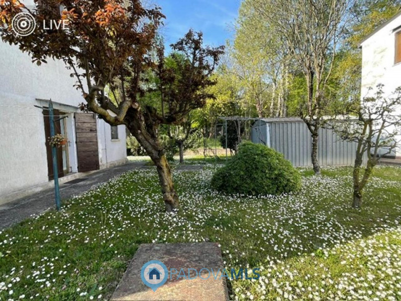 Casa singola - Via Roma, 303 - 28003 Veneto

Immobile in esclusiva al Gruppo Padova MLS

Albignas...