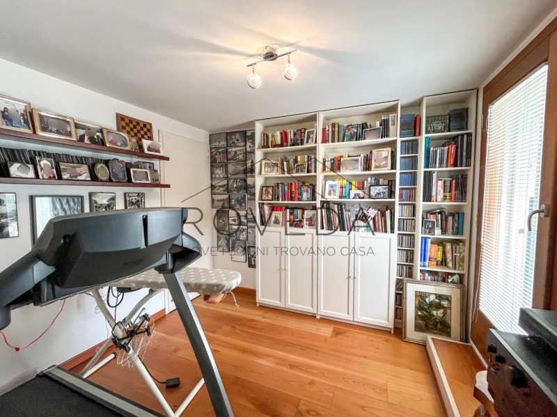 CASIER 

RIFERIMENTO: CR22

L'agenzia immobiliare Roveda ha il piacere di proporvi questa splendi...