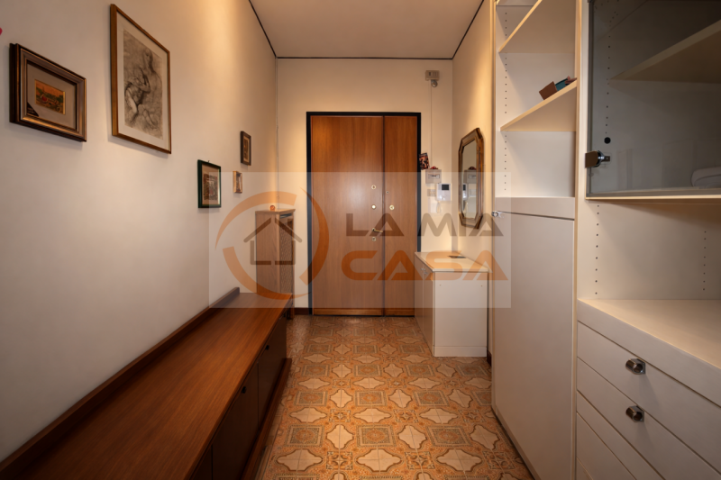 Battaglia Terme - in tranquilla zona residenziale, centrale e comoda a tutti i servizi, proponiam...