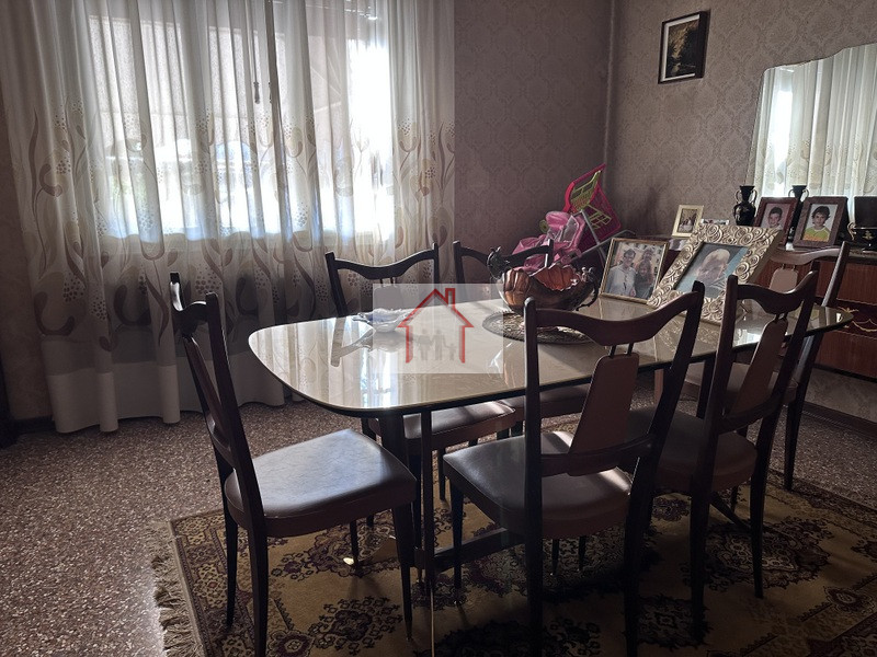 Rif.: PI080. Per informazioni contattare Paolo al numero 3488545745.

L'Agenzia Immobiliare Luxor...