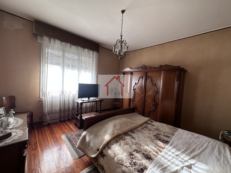 Rif.: PI080. Per informazioni contattare Paolo al numero 3488545745.

L'Agenzia Immobiliare Luxor...