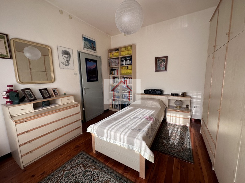 Rif.: PI080. Per informazioni contattare Paolo al numero 3488545745.

L'Agenzia Immobiliare Luxor...