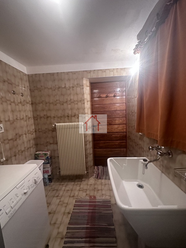 Rif.: PI080. Per informazioni contattare Paolo al numero 3488545745.

L'Agenzia Immobiliare Luxor...