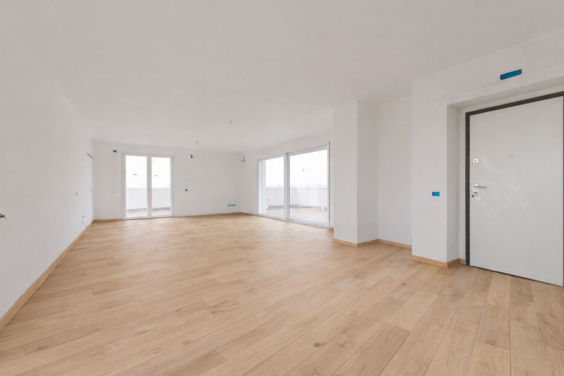 All’interno di un elegante contesto di sole 9 unità abitative, proponiamo in vendita prestigioso ...