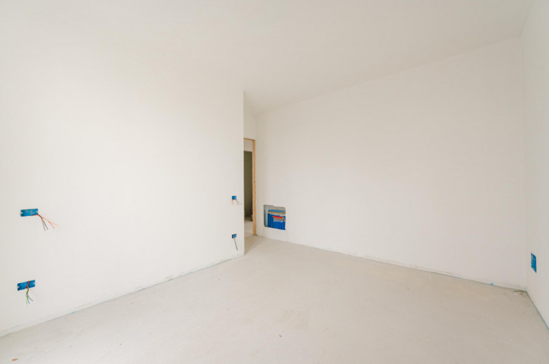 All’interno di un elegante contesto di sole 9 unità abitative, proponiamo in vendita prestigioso ...