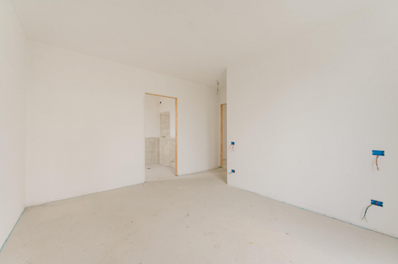 All’interno di un elegante contesto di sole 9 unità abitative, proponiamo in vendita prestigioso ...