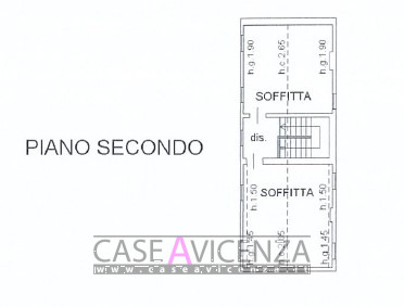 GRISIGNANO DI ZOCCO - C.E.G. - Casale da rimodernare con annessa corte privata. Il fabbricato dis...