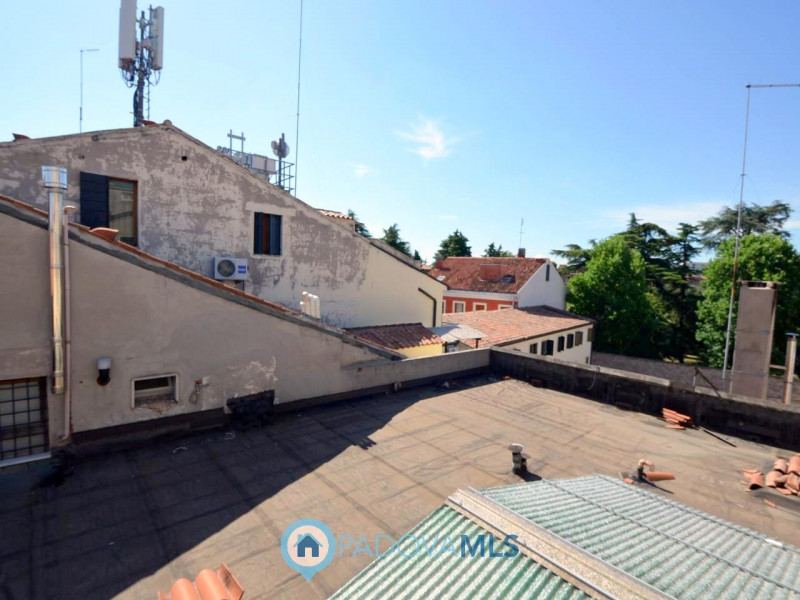 Immobile in esclusiva al Gruppo Padova MLS

Portello (via Belzoni): Scopri questo delizioso appar...